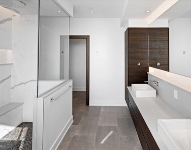 2108 Walnut Street - Photo Thumbnail 16