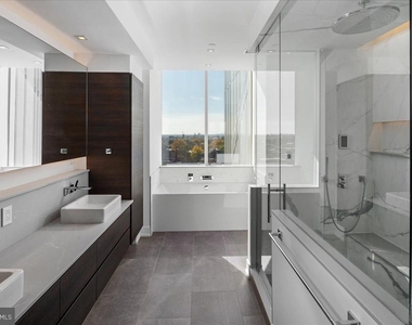 2108 Walnut Street - Photo Thumbnail 15