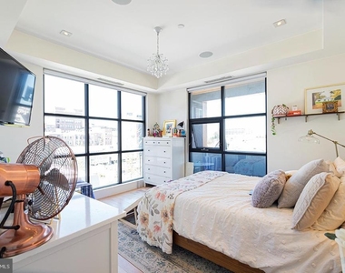 240 N 2nd Street - Photo Thumbnail 8