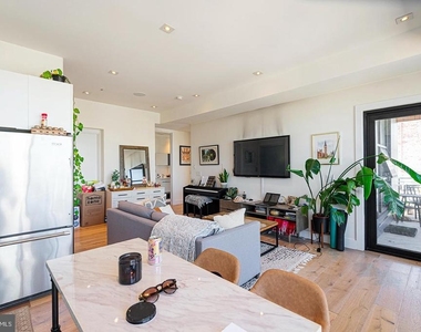 240 N 2nd Street - Photo Thumbnail 2