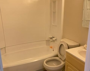 1817 E Passyunk Avenue - Photo Thumbnail 7