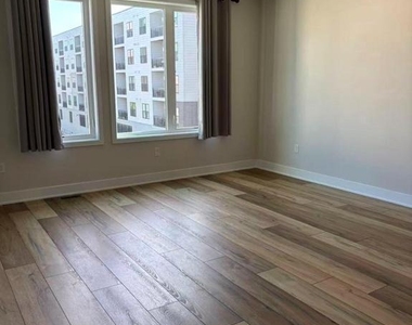 310 Manion Alley - Photo Thumbnail 3