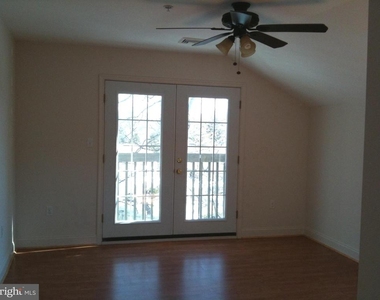 115 Morton Avenue - Photo Thumbnail 8