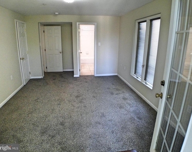 115 Morton Avenue - Photo Thumbnail 9