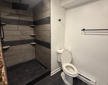 24 Marshall Avenue - Photo Thumbnail 16