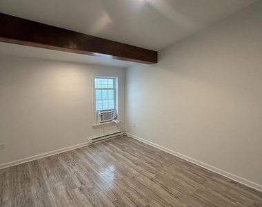 24 Marshall Avenue - Photo Thumbnail 14