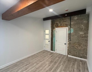24 Marshall Avenue - Photo Thumbnail 2