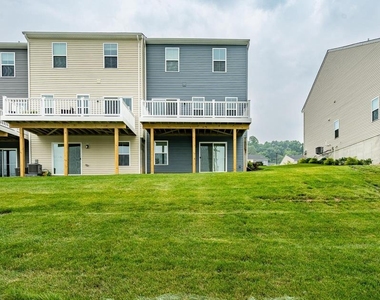 208 Chase Drive - Photo Thumbnail 26