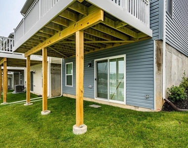 208 Chase Drive - Photo Thumbnail 24