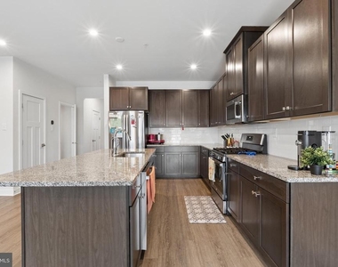 120 Arden Way - Photo Thumbnail 8