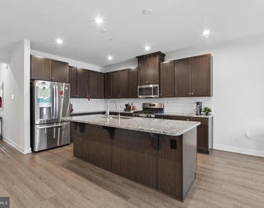 120 Arden Way - Photo Thumbnail 7