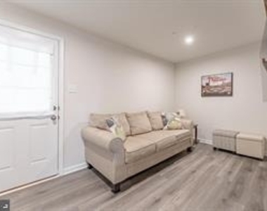 235 Hamilton Lane - Photo Thumbnail 4