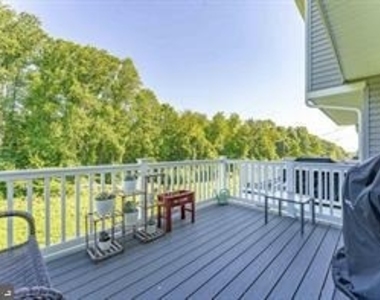 235 Hamilton Lane - Photo Thumbnail 25