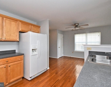 1028 Balley Drive - Photo Thumbnail 11