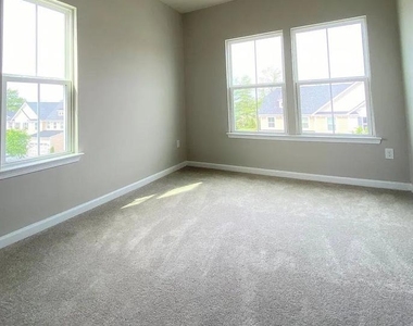 745 Quarry Point Road - Photo Thumbnail 7
