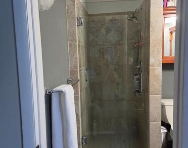 317 Astor Court - Photo Thumbnail 14