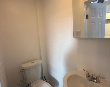 337 Franklin Street - Photo Thumbnail 10