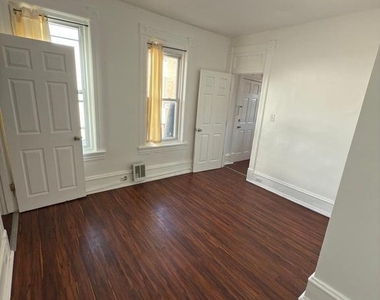 337 Franklin Street - Photo Thumbnail 6