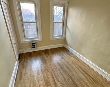 337 Franklin Street - Photo Thumbnail 6