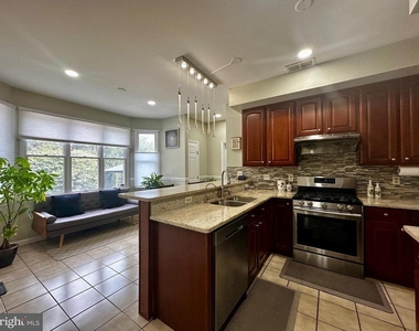 25 Knight Drive - Photo Thumbnail 8