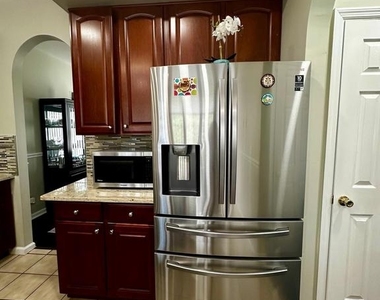 25 Knight Drive - Photo Thumbnail 9