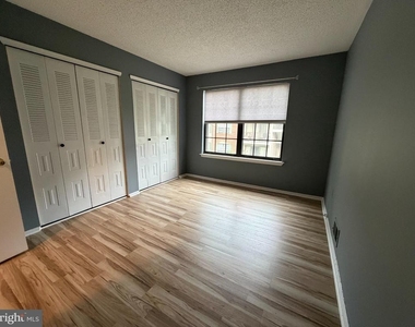 8 Joyner Court - Photo Thumbnail 7