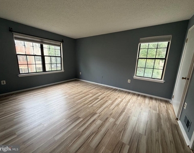 8 Joyner Court - Photo Thumbnail 13