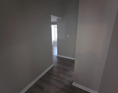 1406 S Broad Street - Photo Thumbnail 12