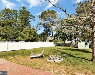 132 Roxboro Road - Photo Thumbnail 23