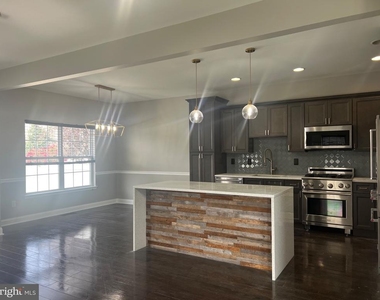 18 Bryce Road - Photo Thumbnail 5
