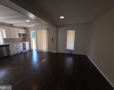 316 Hutchinson Avenue - Photo Thumbnail 9