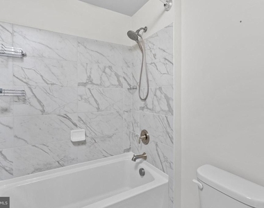 44 Marion Avenue - Photo Thumbnail 20