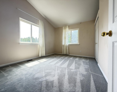 1540 Chapleau Drive - Photo Thumbnail 15
