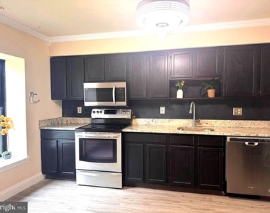 224 Crown Prince Drive - Photo Thumbnail 2