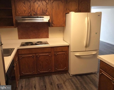 7 Rittenhouse Court - Photo Thumbnail 6