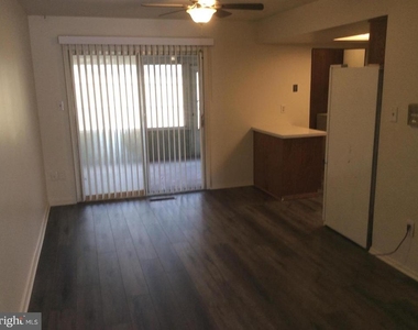7 Rittenhouse Court - Photo Thumbnail 14