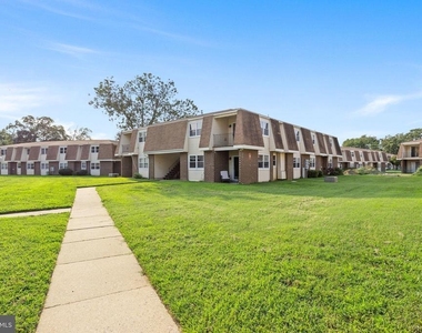 4 Florence Tollgate Place - Photo Thumbnail 1