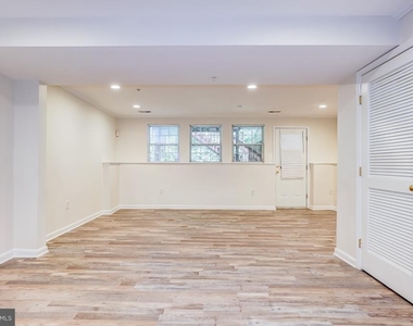 4302 Day Lily Drive - Photo Thumbnail 26