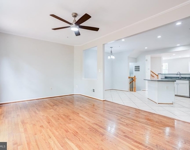 4302 Day Lily Drive - Photo Thumbnail 15