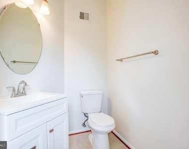 4302 Day Lily Drive - Photo Thumbnail 5