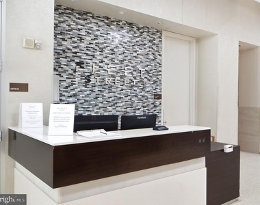 157 Fleet Street - Photo Thumbnail 3