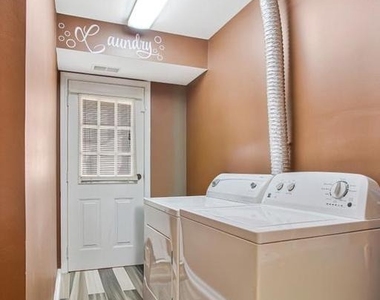 13902 Barrington Lane - Photo Thumbnail 21