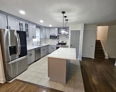 13006 Burleigh Street - Photo Thumbnail 11
