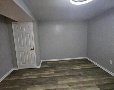 13006 Burleigh Street - Photo Thumbnail 15