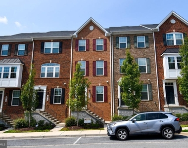 4917 Crest View Drive - Photo Thumbnail 1