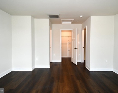 4917 Crest View Drive - Photo Thumbnail 29