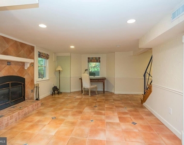 5628 Knollwood Road - Photo Thumbnail 3
