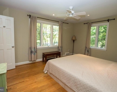 5628 Knollwood Road - Photo Thumbnail 11