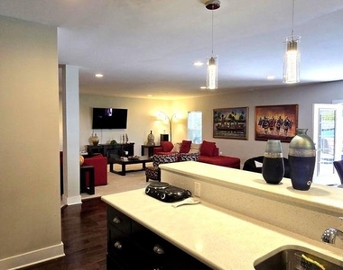 2800 Big Bear Terrace - Photo Thumbnail 6