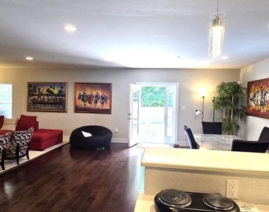 2800 Big Bear Terrace - Photo Thumbnail 9